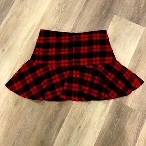 Red black skirt & vintage shirt